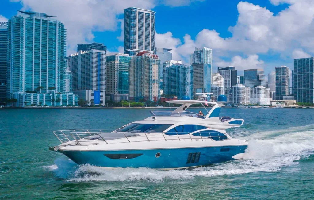 🌴 Titos — 65ft' Azimut Yacht Charter (Bayside) 3 %Miami Yacht Rentals%