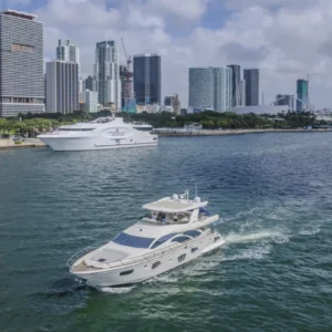 65ft Prestige “La Dolce Vita II” - Alquiler Barcos De Lujo | Miami | Feeling Yachty