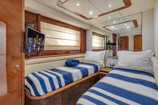 💙 Azimut 90 "Day Dreaming" 🚤 | Luxury Charter at Miami Beach Marina Free Hour 1 %Miami Yacht Rentals%