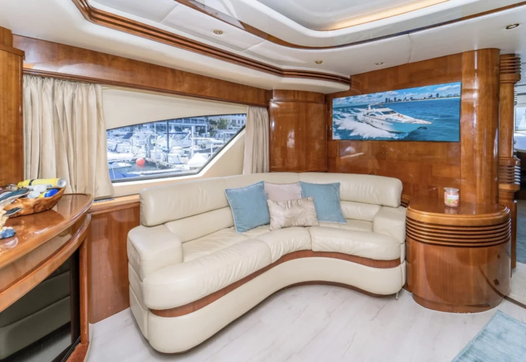 %Miami Yacht Rentals%