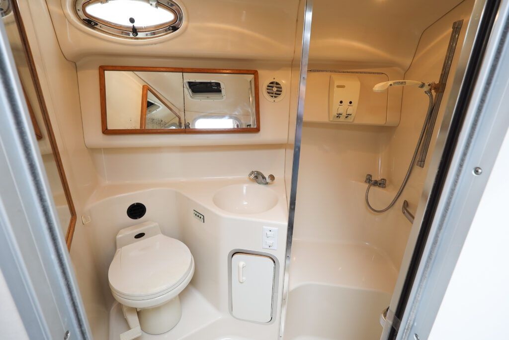 ✨ “My Shel” | Miami Yacht Charter 9 %MAlquiler de yates en Miami%