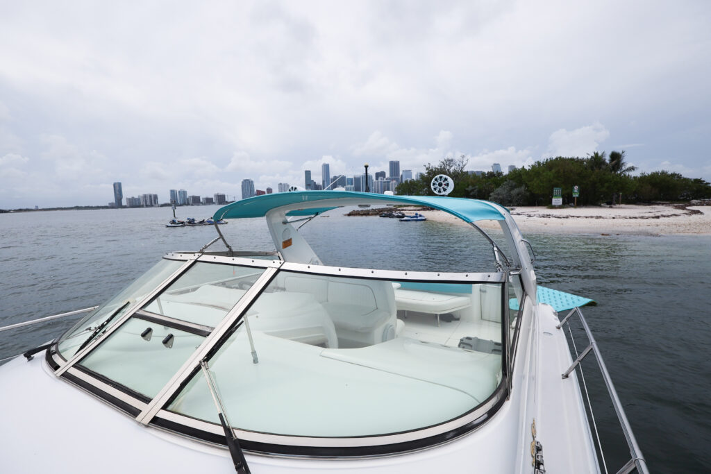 ✨ “My Shel” | Miami Yacht Charter 8 %Miami Yacht Rentals%