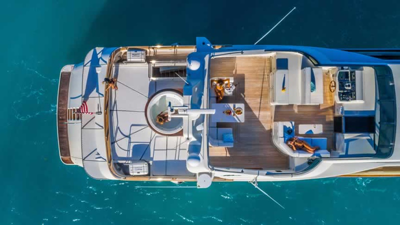 100ft Azimut Jumbo "Millenium" – Feeling Yachty | Miami Yacht Rentals | Miami Beach 15 %Miami Yacht Rentals%
