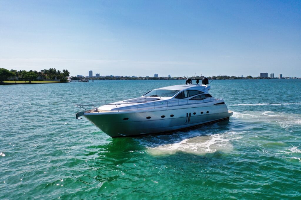 65ft Pershing “James Bond” – Feeling Yachty | Miami Yacht Rentals | 4 %Miami Yacht Rentals%