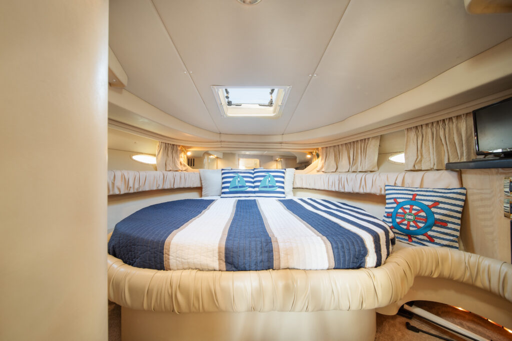 ✨ MR GEM 45ft’ Sea Ray | Miami Yacht Charter 9 %Miami Yacht Rentals%