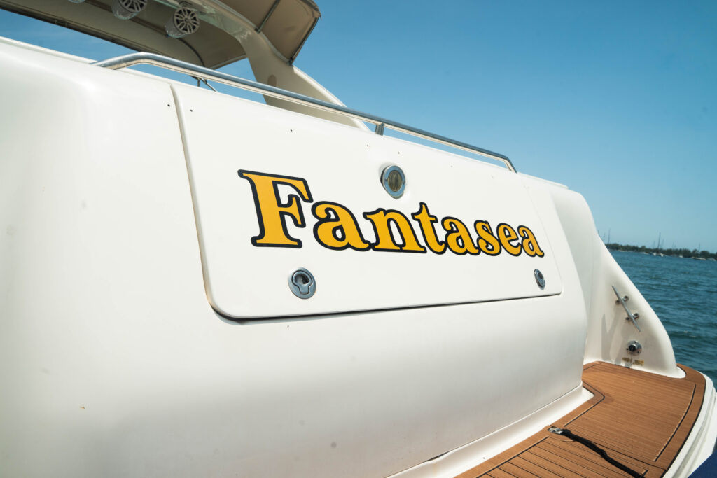 ✨ 50FT Sea Ray Sundancer “FANTASEA” | Miami Yacht Charter 5 %Miami Yacht Rentals%