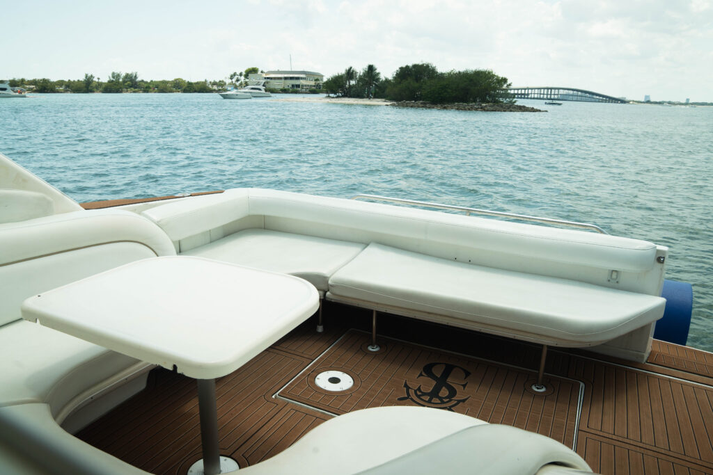 ✨ 50FT Sea Ray Sundancer “FANTASEA” | Miami Yacht Charter 9 %Miami Yacht Rentals%