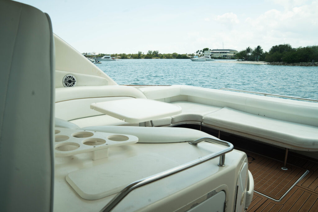 ✨ 50FT Sea Ray Sundancer “FANTASEA” | Miami Yacht Charter 10 %Miami Yacht Rentals%