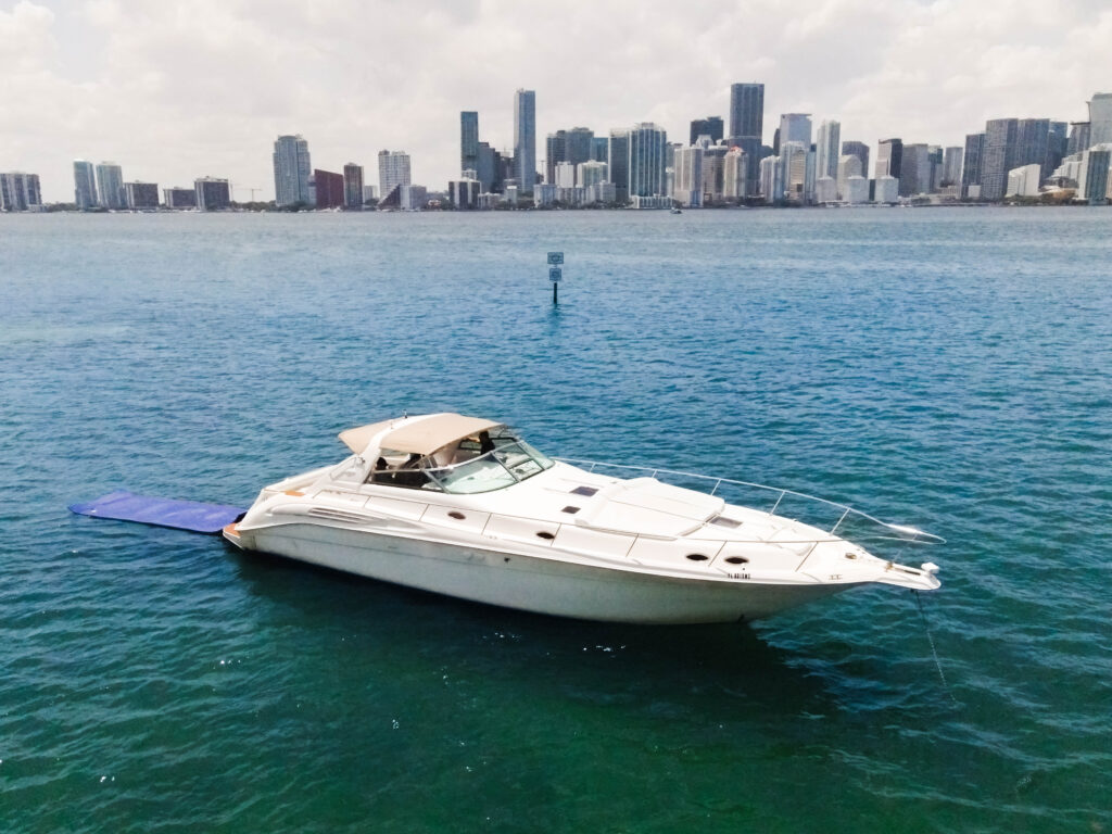 ✨ 50FT Sea Ray Sundancer “FANTASEA” | Miami Yacht Charter 1 %Miami Yacht Rentals%