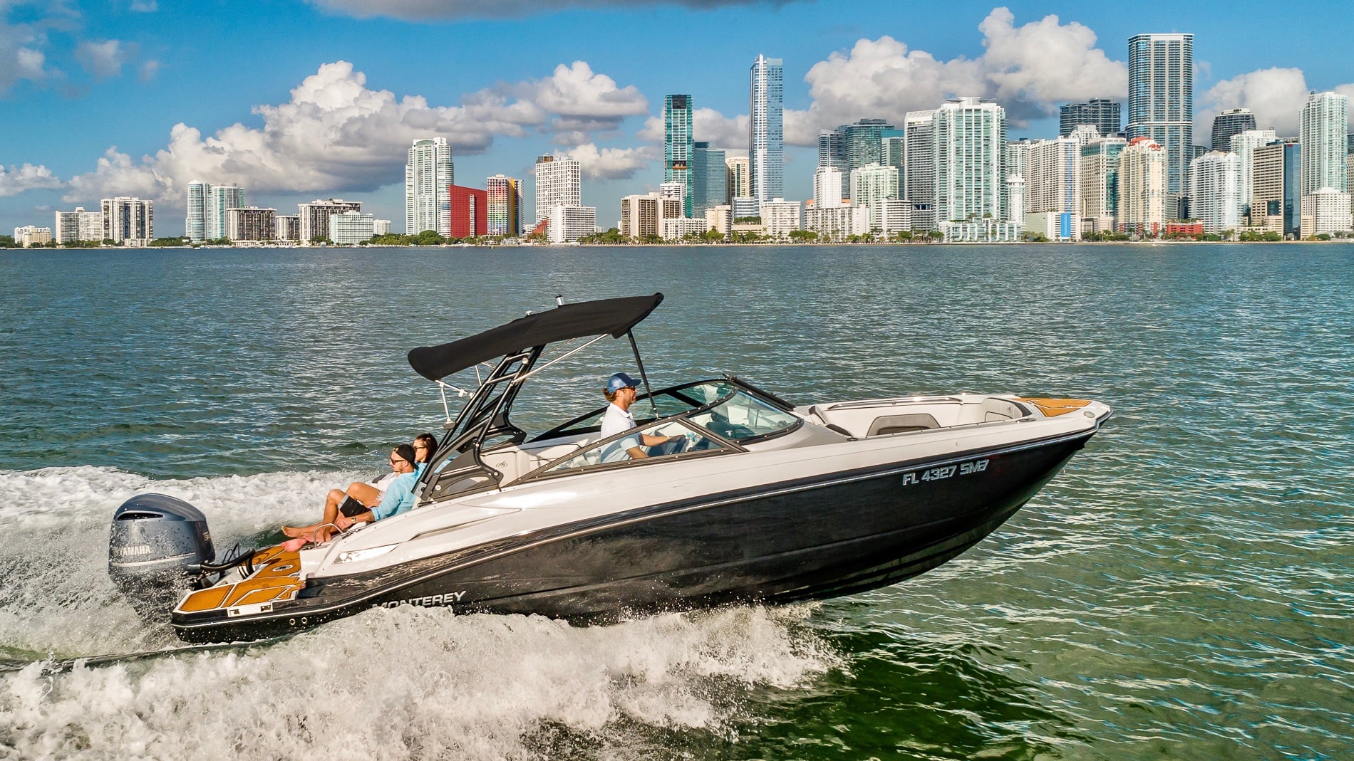 27ft black monterey