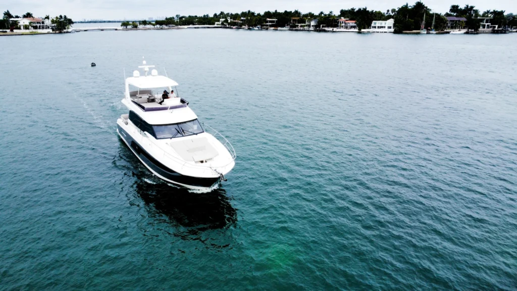 🔥 La Dolce Vita II -65ft' Prestige (2022) Yacht Charter — Venetian Marina Free Hour 2 %Miami Yacht Rentals%
