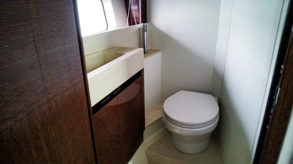 🔥 La Dolce Vita II -65ft' Prestige (2022) Yacht Charter — Venetian Marina Free Hour 4 %Miami Yacht Rentals%