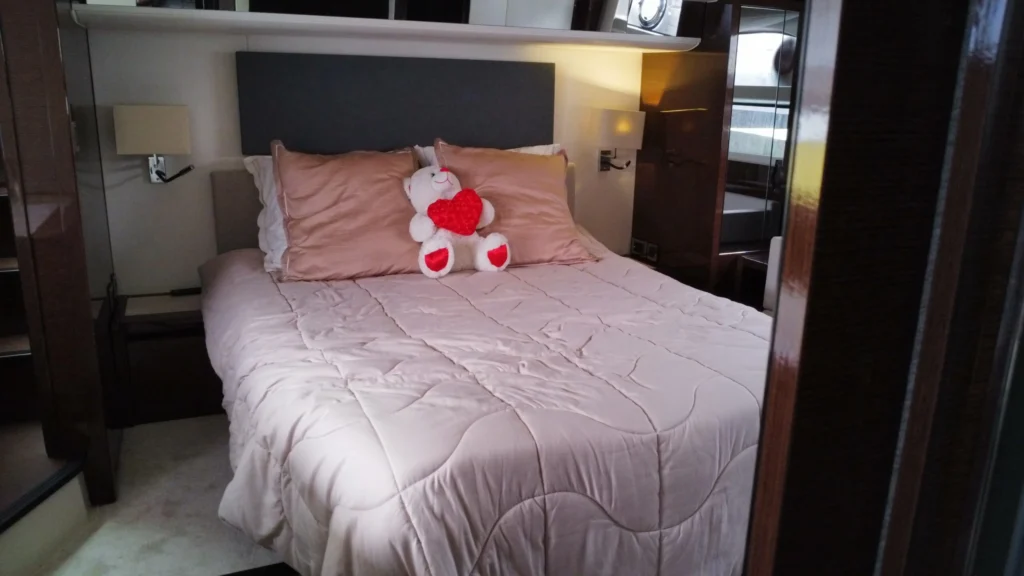 🔥 La Dolce Vita II -65ft' Prestige (2022) Yacht Charter — Venetian Marina Free Hour 7 %Miami Yacht Rentals%