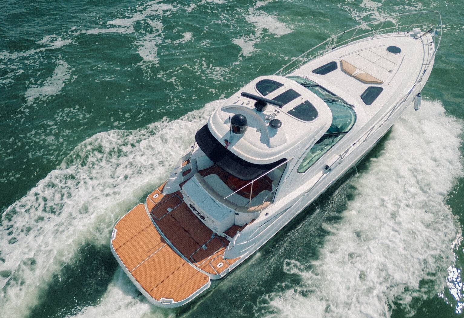 50ft Four Winns Yacht Rental Miami 🌊 | Exclusive Charter Adventure from $900 | Feeling Yachty 1 50ft Four Winns Yacht Rental Miami 🌊 | Exclusive Charter Adventure from $900 | Feeling Yachty