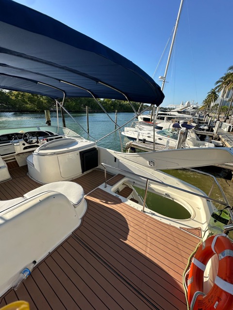 50ft Maxum Miami Mistress 🥂 | Exclusive Charter Adventure from $900 5 %Miami Yacht Rentals%