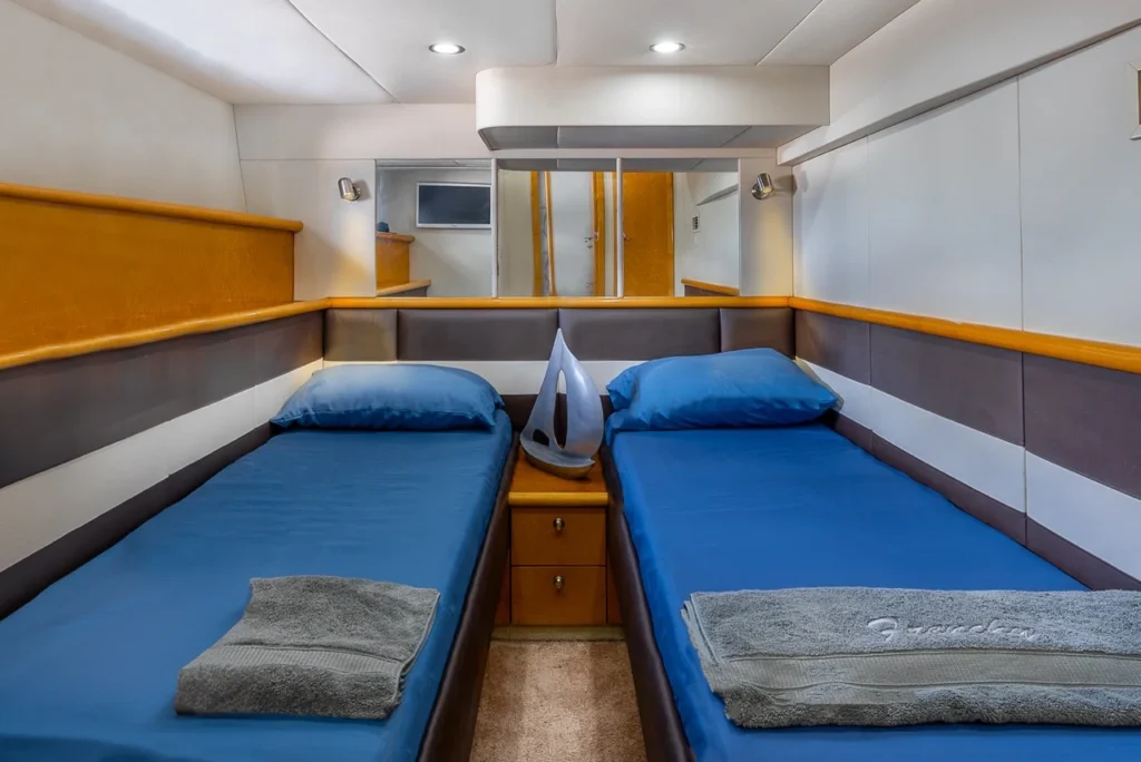 ✨Frenchy —60ft' Sunseeker Yacht Charter (Miami River) | Free Hour 11 %Miami Yacht Rentals%