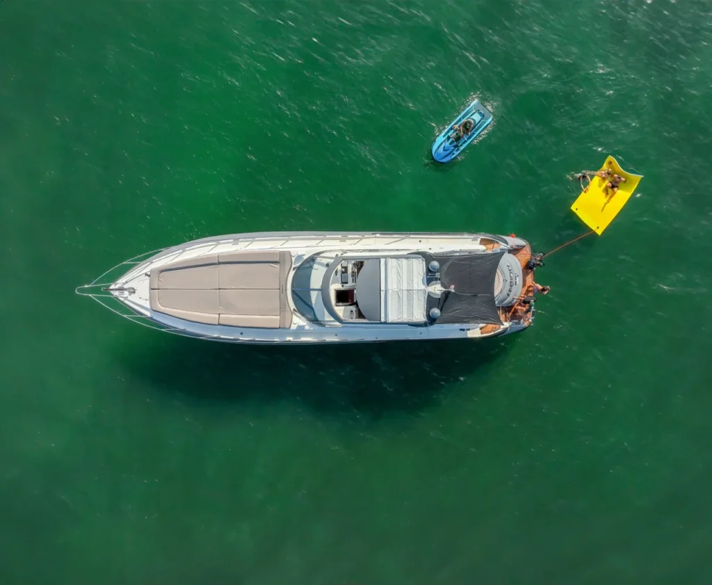 ✨Frenchy —60ft' Sunseeker Yacht Charter (Miami River) | Free Hour 9 %MAlquiler de yates en Miami%