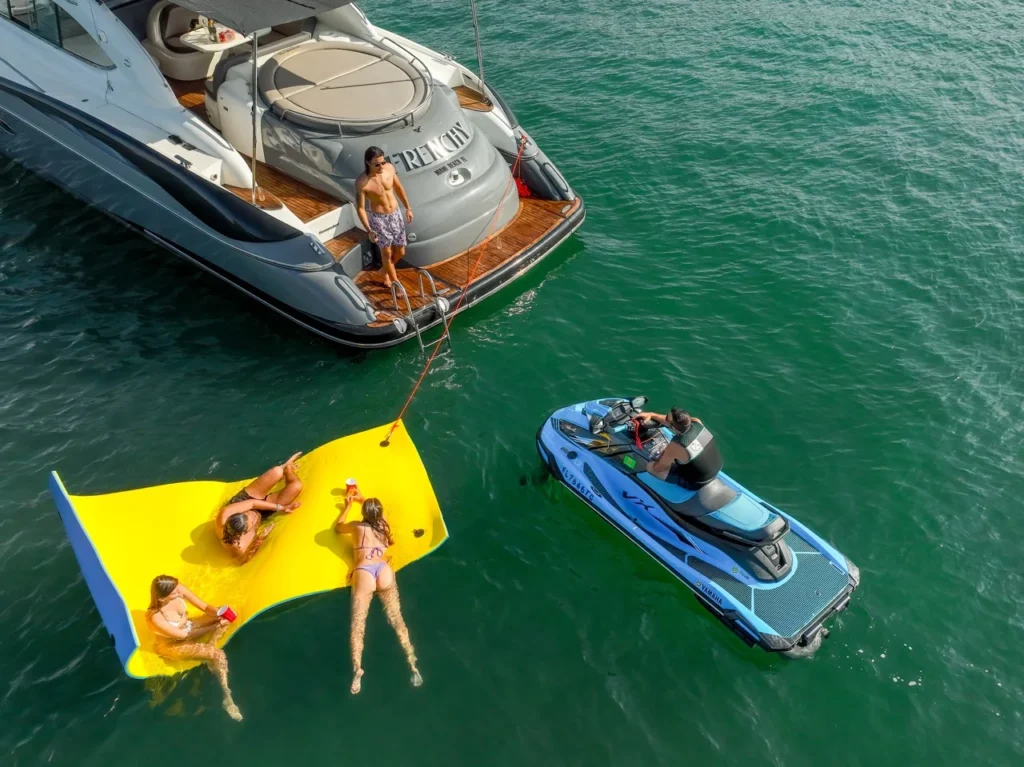 ✨Frenchy —60ft' Sunseeker Yacht Charter (Miami River) | Free Hour 11 %MAlquiler de yates en Miami%