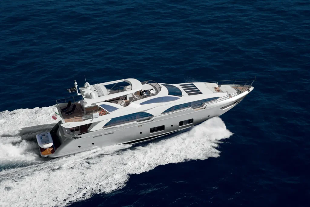 100ft Azimut - Alquiler de Yates de Lujo | Turnberry Marina, Miami 2 %MAlquiler de yates en Miami%
