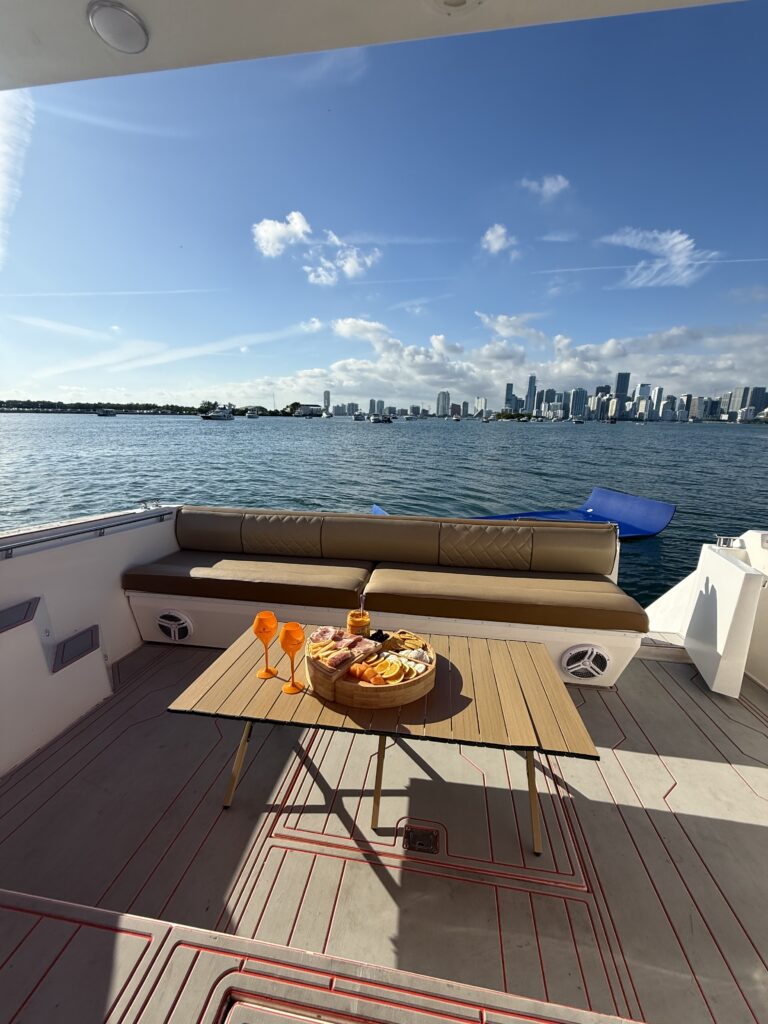 %Miami Yacht Rentals%