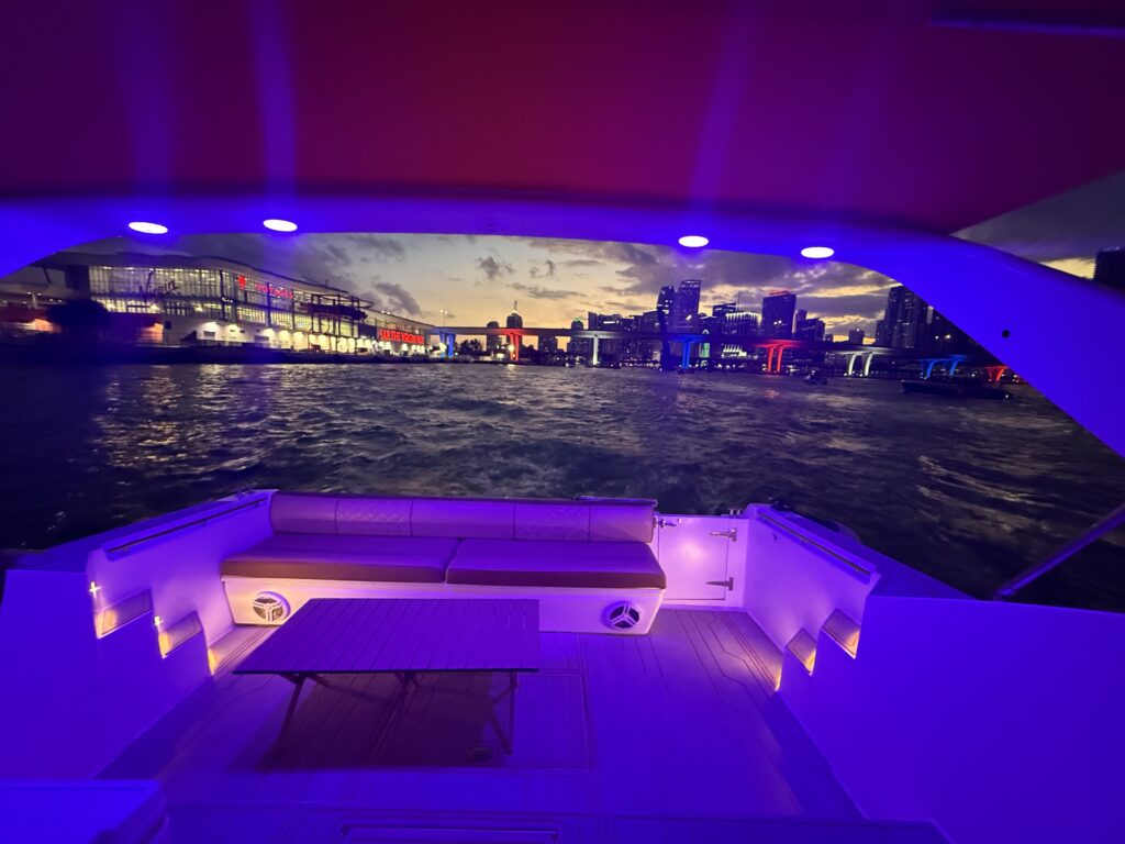 %Miami Yacht Rentals%