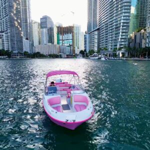 26ft Pink Bayliner – Fendi Stylish & Fun Private Boat Experience