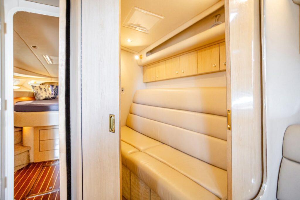 45ft Sea Ray Sundancer No ETA ✨ | Miami Yacht Charter 4 %Miami Yacht Rentals%