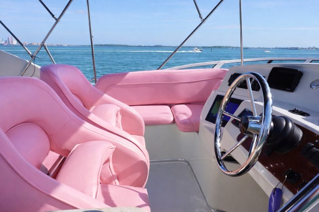 Silverton 50 ft Pink Escape Yacht — Regal Marina (Miami River) • Pink Yacht Charter 7 %Miami Yacht Rentals%