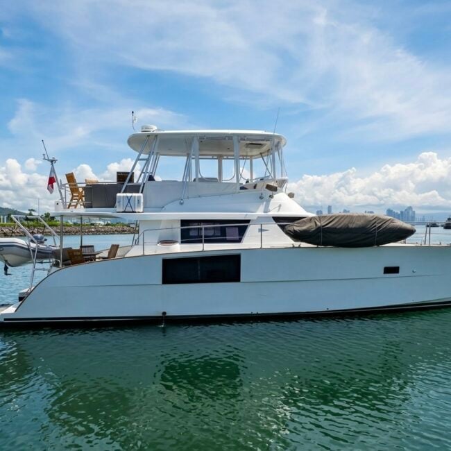 Alquiler de yate catamarán a motor de 47 pies en Panamá