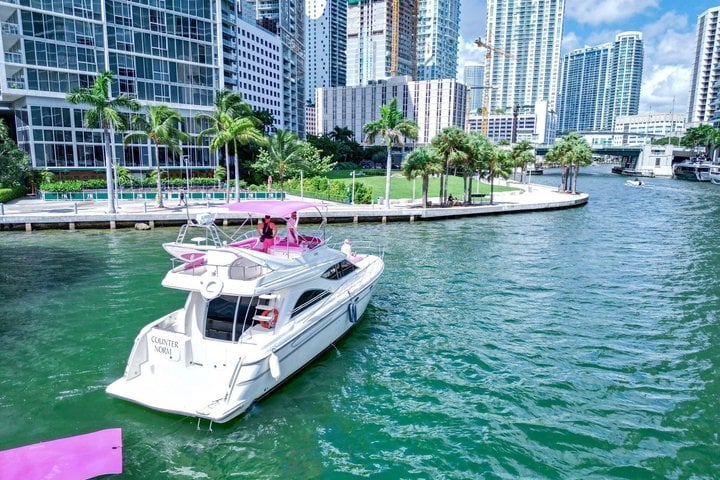 %MAlquiler de yates en Miami%