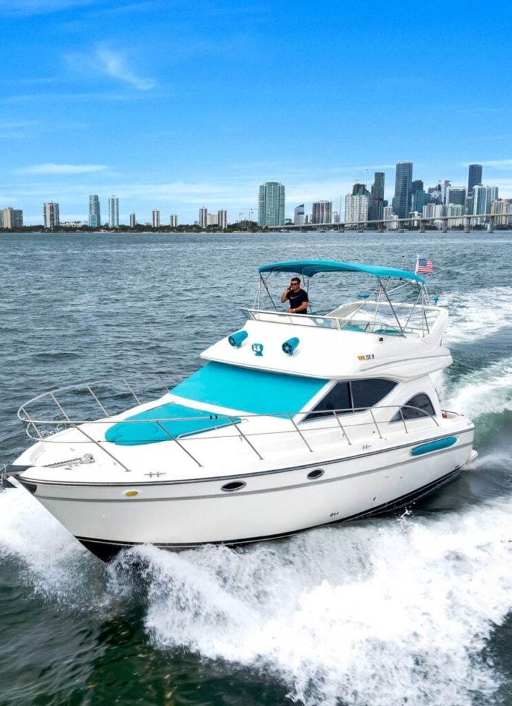 50ft Blue Luxury Yacht